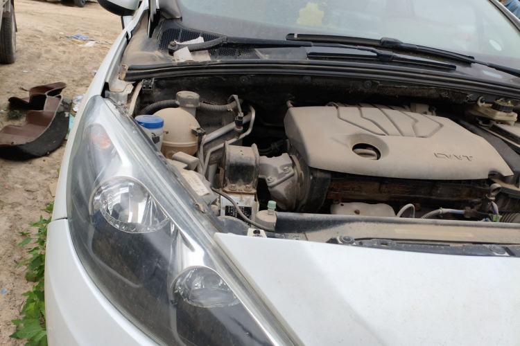 Used Peugeot 308 2014 Enjoy Edition Classic 1.6L Manual YouShang Model Engine Bay Right