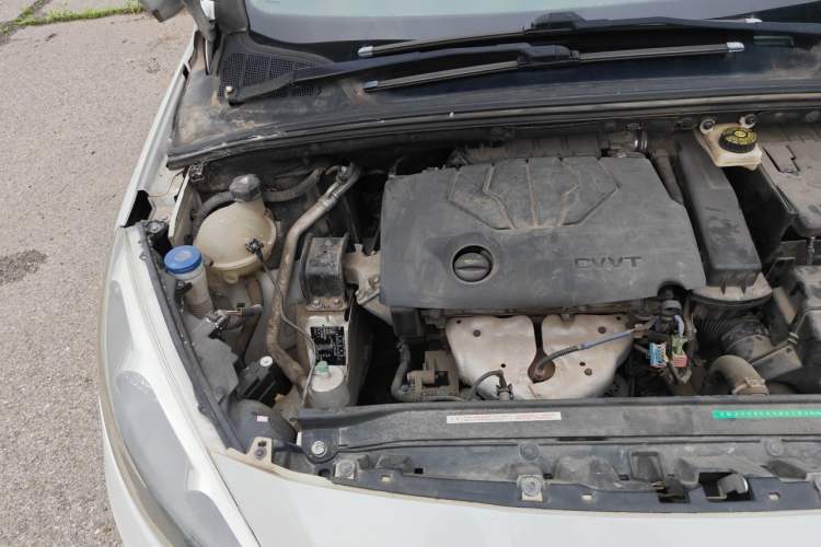 Used Peugeot 308 2014 Enjoy Edition Classic 1.6L Manual YouShang Model Engine Bay Right