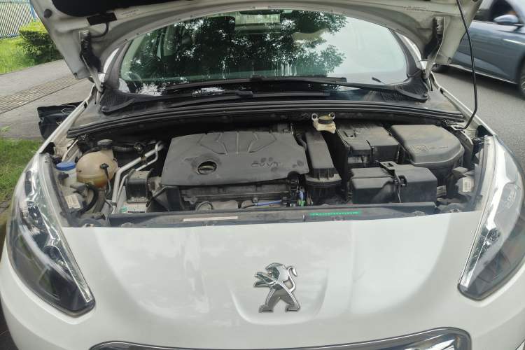 Used Peugeot 308 2014 Enjoy Edition Classic 1.6L Manual Fashion Model Engine Bay