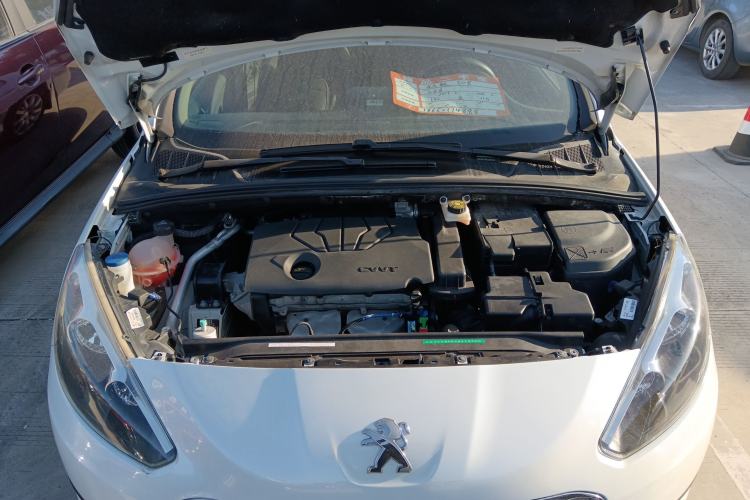 Used Peugeot 308 2014 Enjoy Edition Classic 1.6L Manual YouShang Model Engine Bay