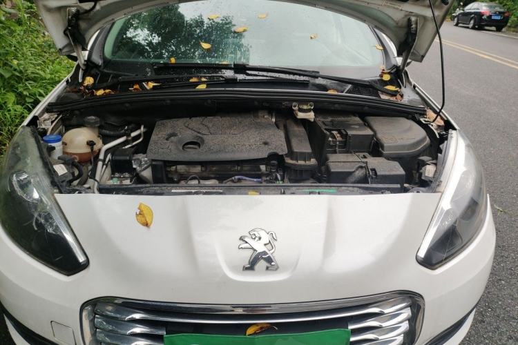 Used Peugeot 308 2014 Enjoy Edition Classic 1.6L Manual Fashion Model Engine Bay