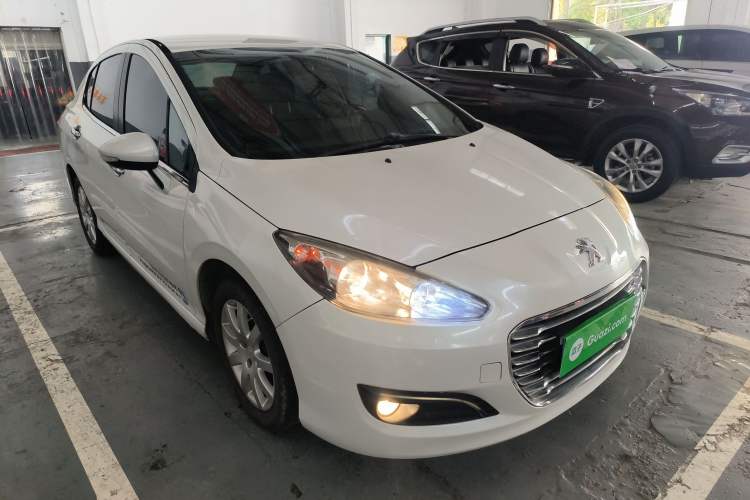 Used Peugeot 308 2014 Enjoy Edition Classic 1.6L Manual YouShang Model Exterior 1