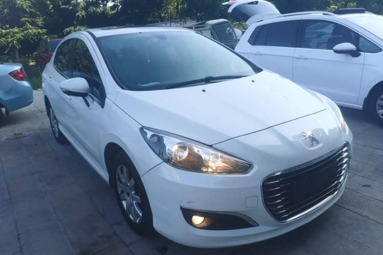 Used Peugeot 308 2014 Enjoyment Edition Classic 1.6L Automatic Fashion Model Exterior 1