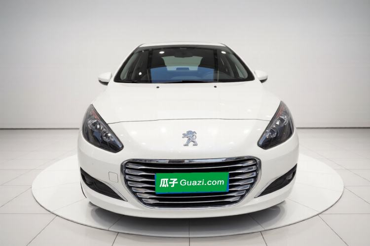 Used Peugeot 308 2014 Enjoy Edition Classic 1.6L Manual Fashion Model Exterior 1
