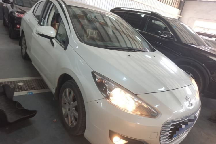 Used Peugeot 308 2014 Enjoy Edition Classic 1.6L Automatic Premium Model Exterior 1