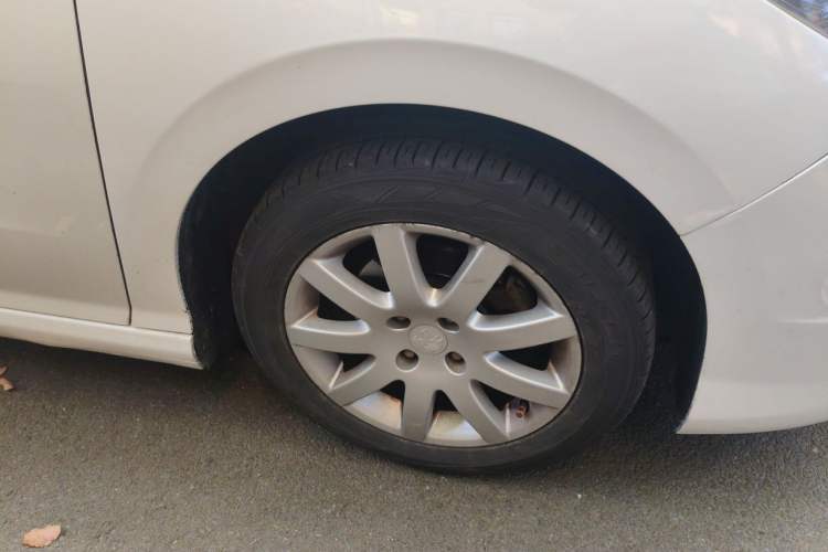 Used Peugeot 308 2014 Enjoy Edition Classic 1.6L Manual YouShang Model Exterior 1