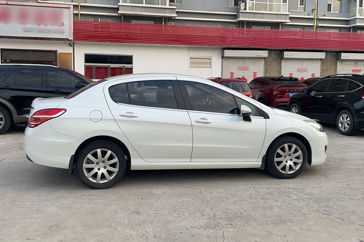 Used Peugeot 308 2014 Enjoy Edition Classic 1.6L Automatic Premium Model Exterior 2
