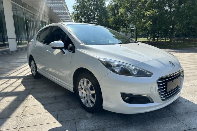 Used Peugeot 308 2014 Enjoy Edition Classic 1.6L Automatic Premium Model Exterior 2