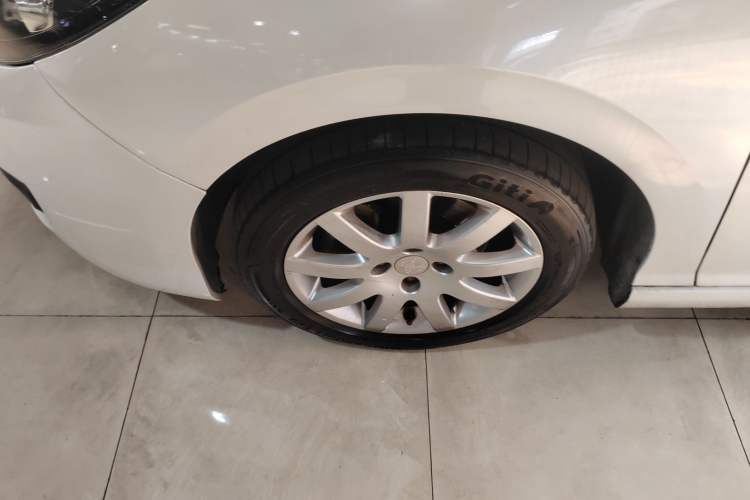 Used Peugeot 308 2014 Enjoy Edition Classic 1.6L Automatic Premium Model Exterior 2