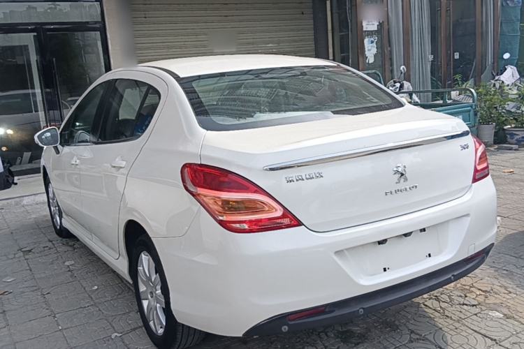 Used Peugeot 308 2014 Enjoyment Edition Classic 1.6L Automatic Fashion Model Exterior 2