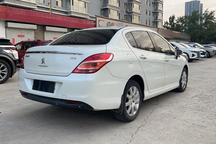 Used Peugeot 308 2014 Enjoy Edition Classic 1.6L Automatic Premium Model Exterior 3
