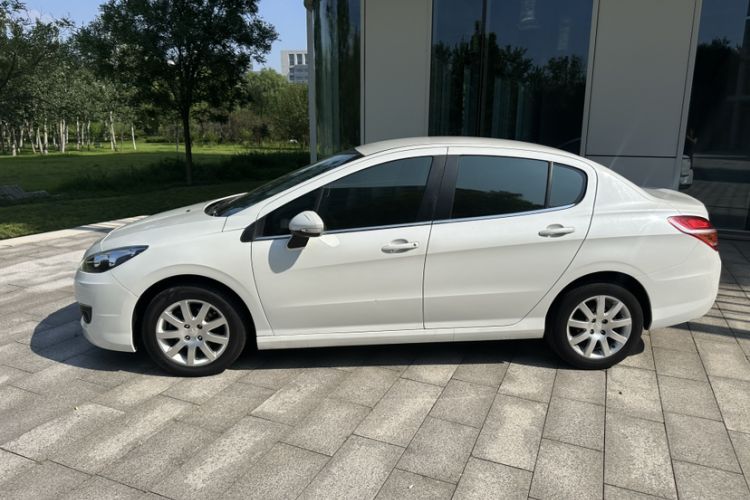 Used Peugeot 308 2014 Enjoy Edition Classic 1.6L Automatic Premium Model Exterior 3
