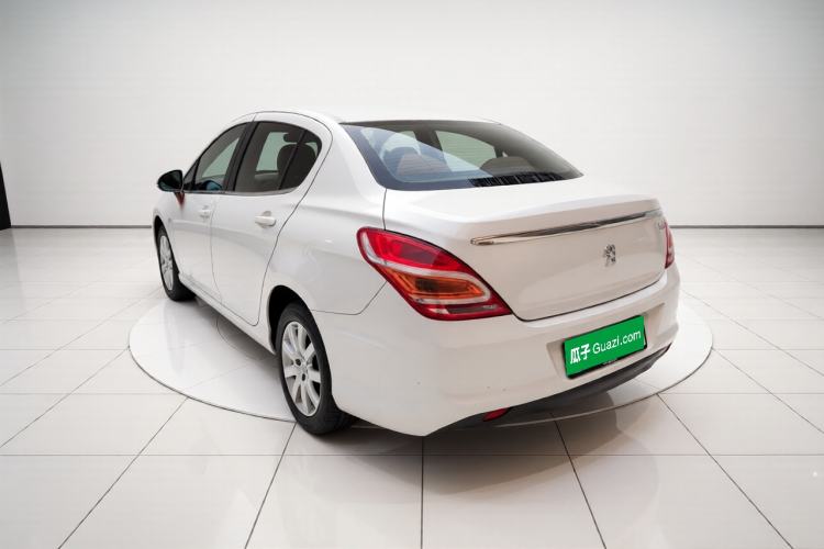 Used Peugeot 308 2014 Enjoy Edition Classic 1.6L Manual Fashion Model Exterior 3