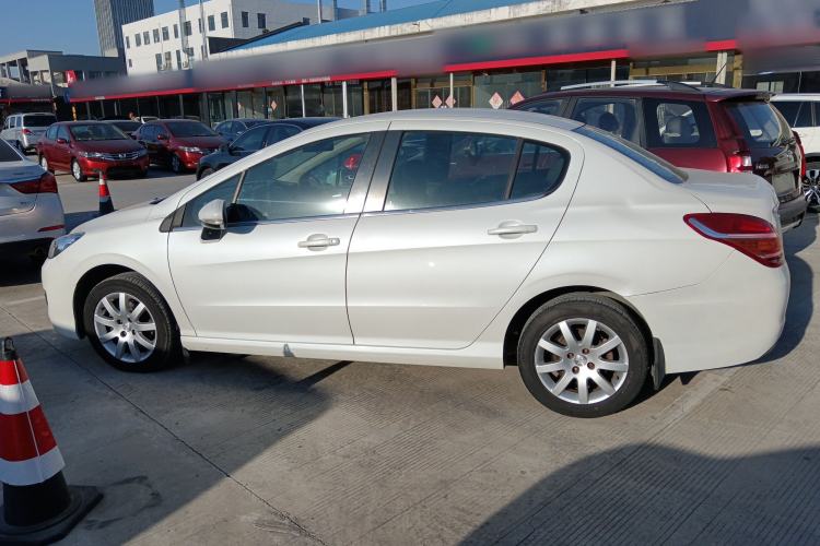 Used Peugeot 308 2014 Enjoy Edition Classic 1.6L Manual YouShang Model Exterior 3