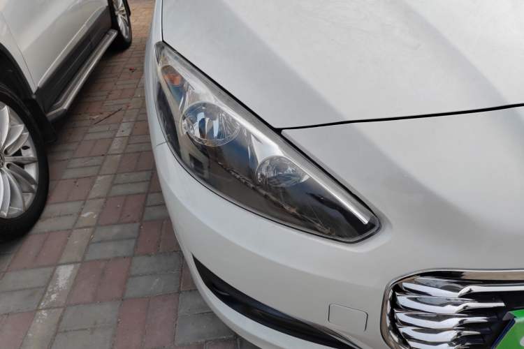 Used Peugeot 308 2014 Enjoy Edition Classic 1.6L Manual YouShang Model Exterior 3