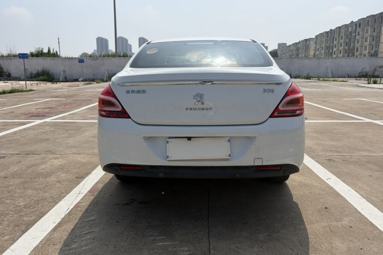 Used Peugeot 308 2014 Enjoy Edition Classic 1.6L Automatic Premium Model Exterior 4
