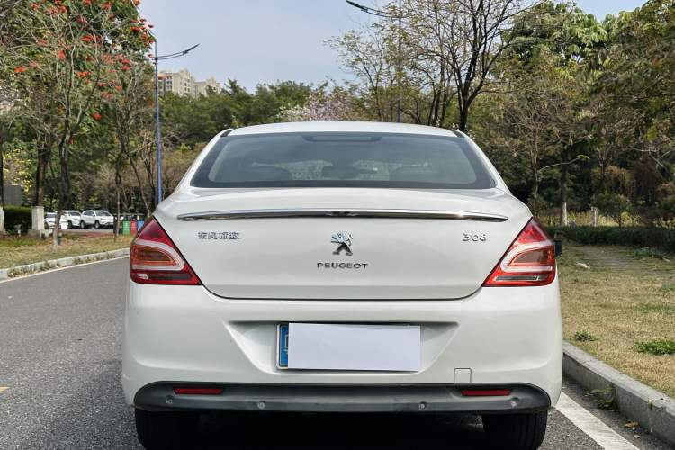 Used Peugeot 308 2014 Enjoy Edition Classic 1.6L Automatic Premium Model Exterior 4