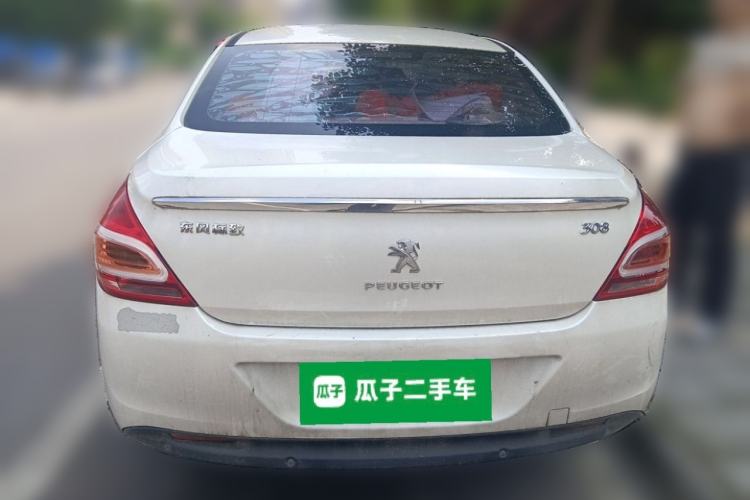 Used Peugeot 308 2014 Enjoy Edition Classic 1.6L Manual Fashion Model Exterior 4