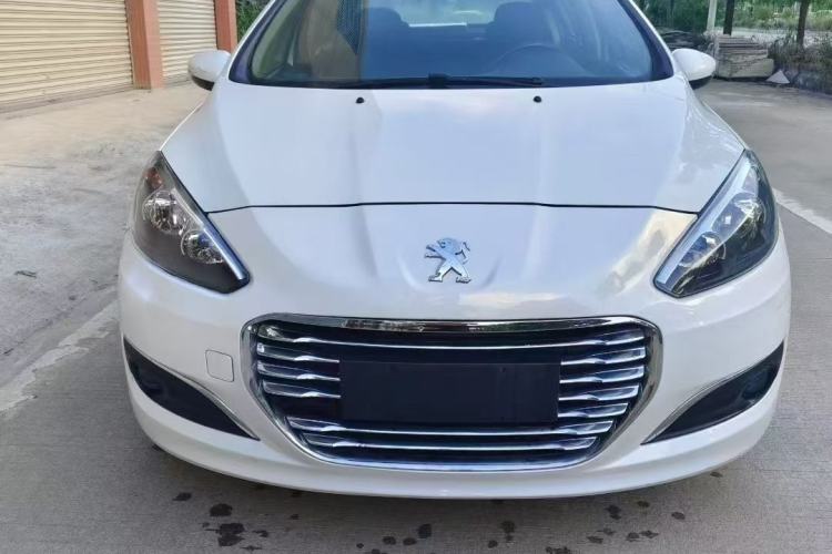 Used Peugeot 308 2014 Enjoy Edition Classic 1.6L Automatic Premium Model Exterior 4