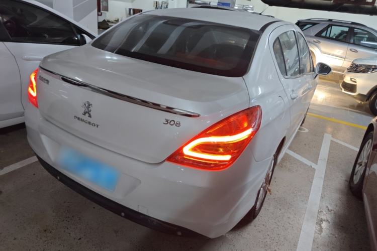 Used Peugeot 308 2014 Enjoy Edition Classic 1.6L Automatic Premium Model Exterior 5