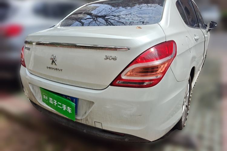 Used Peugeot 308 2014 Enjoy Edition Classic 1.6L Automatic Premium Model Exterior 5