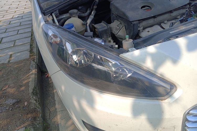 Used Peugeot 308 2014 Enjoy Edition Classic 1.6L Manual Fashion Model Exterior 6