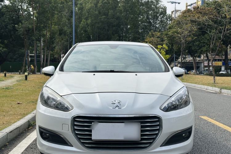 Used Peugeot 308 2014 Enjoy Edition Classic 1.6L Automatic Premium Model Exterior 8