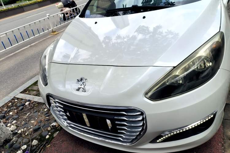 Used Peugeot 308 2014 Enjoy Edition Classic 1.6L Automatic Premium Model Front