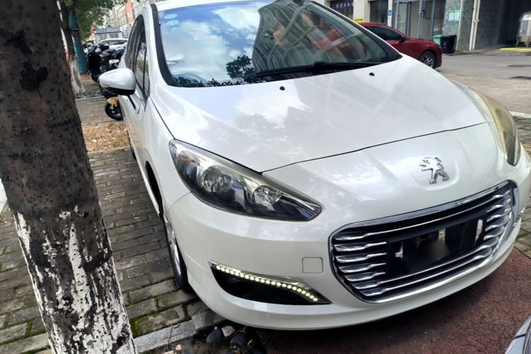 Used Peugeot 308 2014 Enjoy Edition Classic 1.6L Automatic Premium Model Front Right 45 Deg