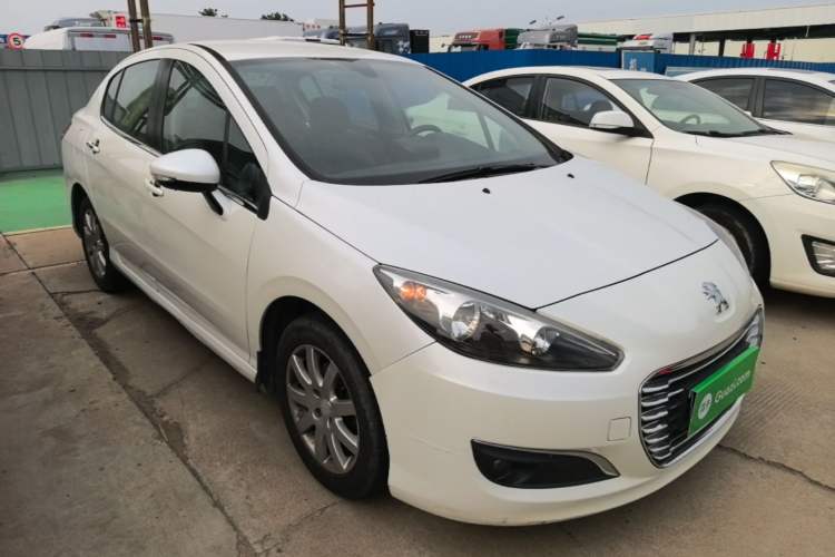 Used Peugeot 308 2014 Enjoy Edition Classic 1.6L Manual YouShang Model Front Right 45 Deg