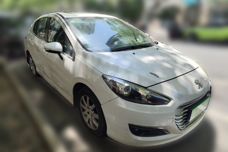 Used Peugeot 308 2014 Enjoy Edition Classic 1.6L Manual Fashion Model Front Right 45 Deg