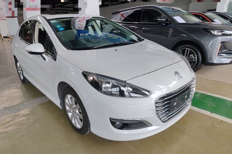 Used Peugeot 308 2014 Enjoyment Edition Classic 1.6L Automatic Fashion Model Front Right 45 Deg
