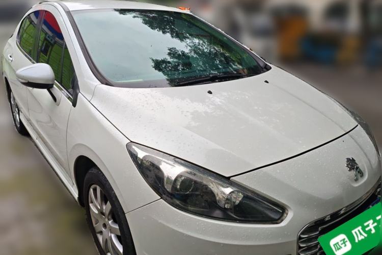 Used Peugeot 308 2014 Enjoy Edition Classic 1.6L Manual YouShang Model Front Right 45 Deg
