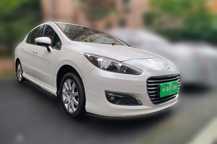 Used Peugeot 308 2014 Enjoyment Edition Classic 1.6L Automatic Fashion Model Front Right 45 Deg