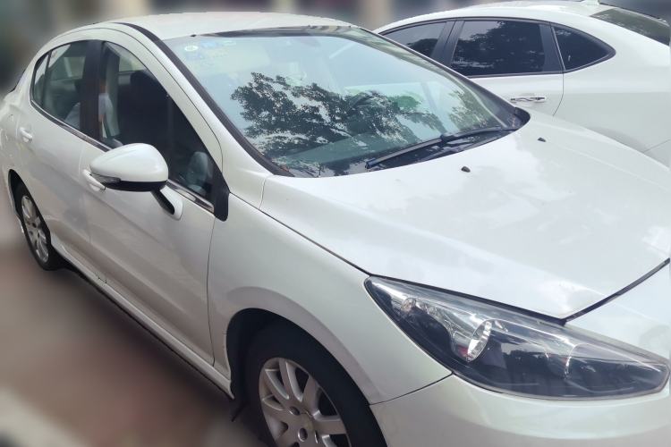 Used Peugeot 308 2014 Enjoy Edition Classic 1.6L Manual YouShang Model Front Right 45 Deg