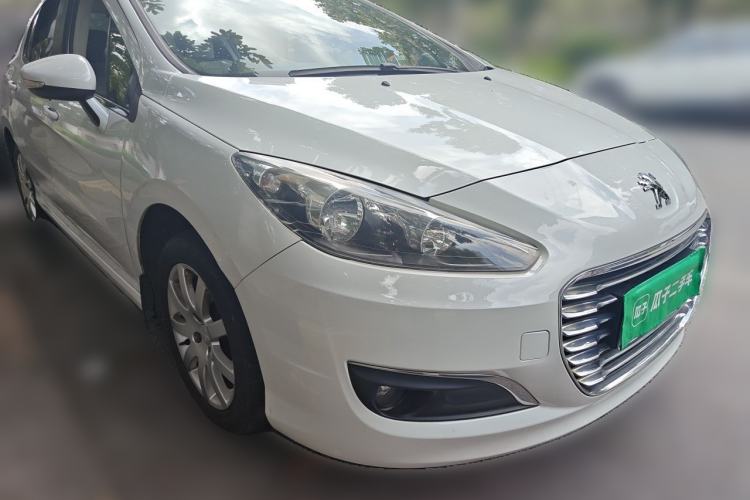 Used Peugeot 308 2014 Enjoy Edition Classic 1.6L Manual Fashion Model Front Right 45 Deg