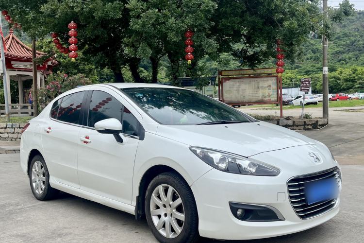 Used Peugeot 308 2014 Enjoy Edition Classic 1.6L Manual YouShang Model Front Right 45 Deg