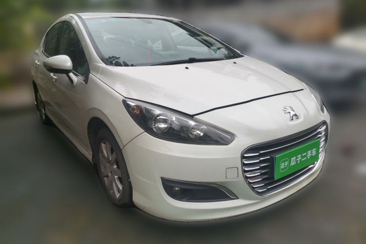 Used Peugeot 308 2014 Enjoy Edition Classic 1.6L Manual YouShang Model Front Right 45 Deg