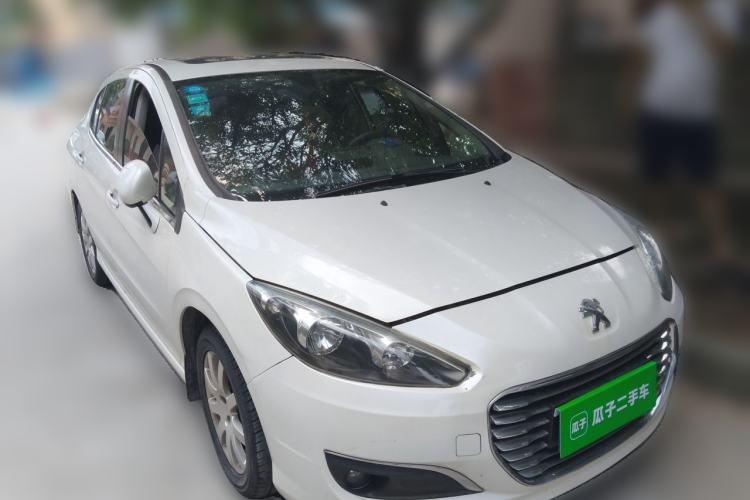 Used Peugeot 308 2014 Enjoyment Edition Classic 1.6L Automatic Fashion Model Front Right 45 Deg