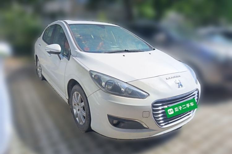 Used Peugeot 308 2014 Enjoy Edition Classic 1.6L Manual Fashion Model Front Right 45 Deg