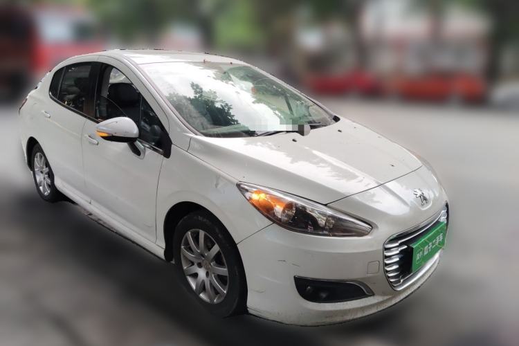Used Peugeot 308 2014 Enjoyment Edition Classic 1.6L Automatic Fashion Model Front Right 45 Deg