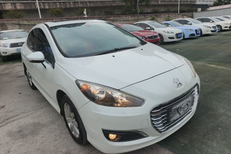Used Peugeot 308 2014 Enjoyment Edition Classic 1.6L Automatic Fashion Model Front Right 45 Deg