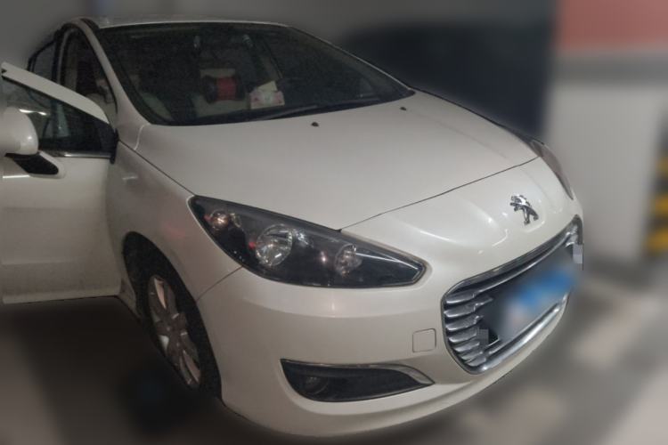 Used Peugeot 308 2014 Enjoy Edition Classic 1.6L Manual YouShang Model Front Right 45 Deg