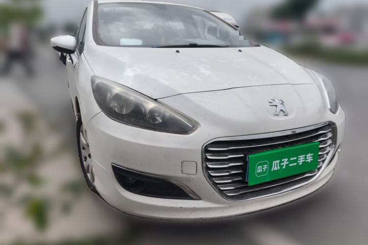 Used Peugeot 308 2014 Enjoyment Edition Classic 1.6L Automatic Fashion Model Front Right 45 Deg