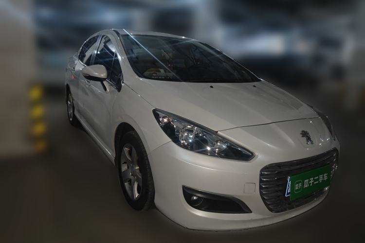 Used Peugeot 308 2014 Enjoy Edition Classic 1.6L Manual YouShang Model Front Right 45 Deg