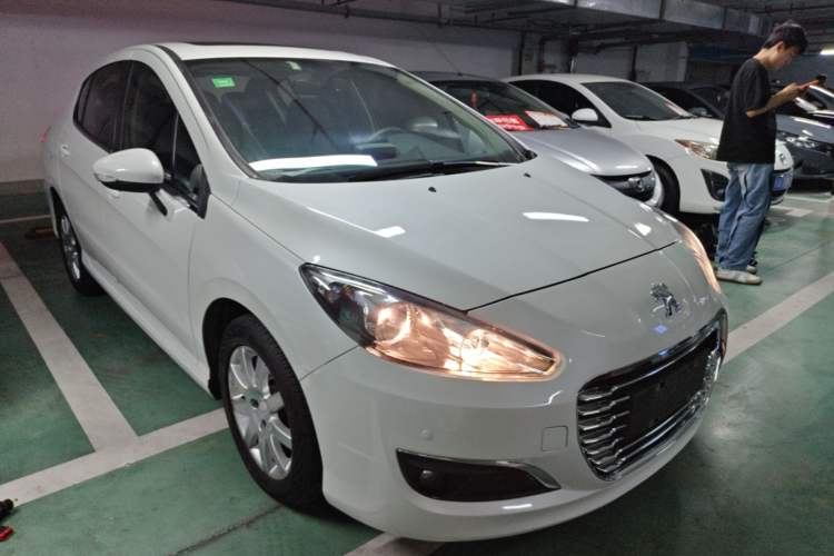 Used Peugeot 308 2014 Enjoy Edition Classic 1.6L Automatic Premium Model Front Right 45 Deg