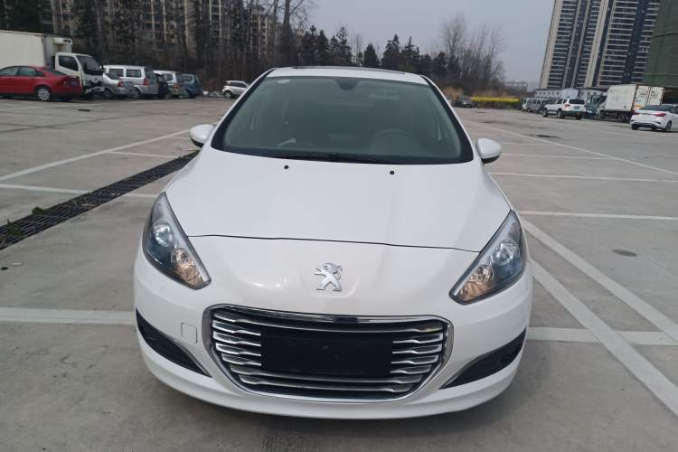 Used Peugeot 308 2014 Enjoy Edition Classic 1.6L Manual YouShang Model Front