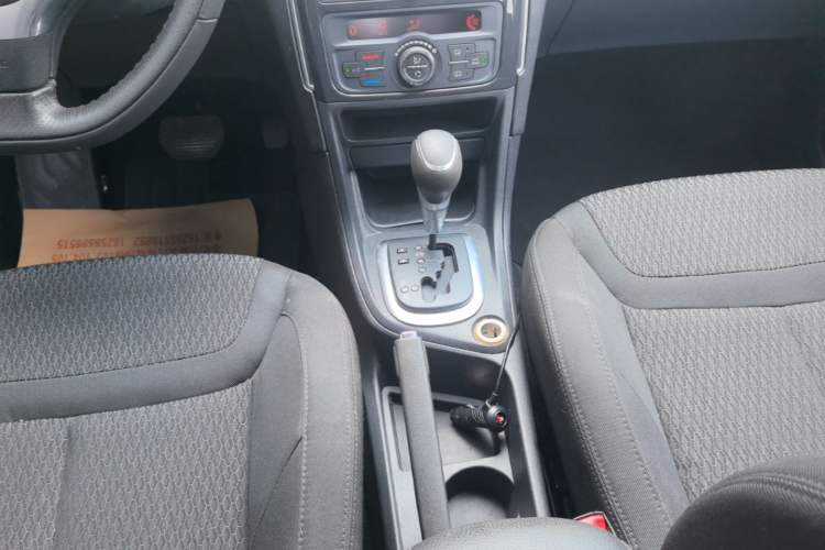 Used Peugeot 308 2014 Enjoyment Edition Classic 1.6L Automatic Fashion Model Gear Lever