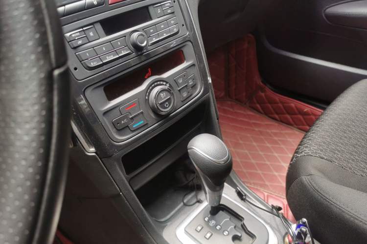 Used Peugeot 308 2014 Enjoyment Edition Classic 1.6L Automatic Fashion Model Gear Lever