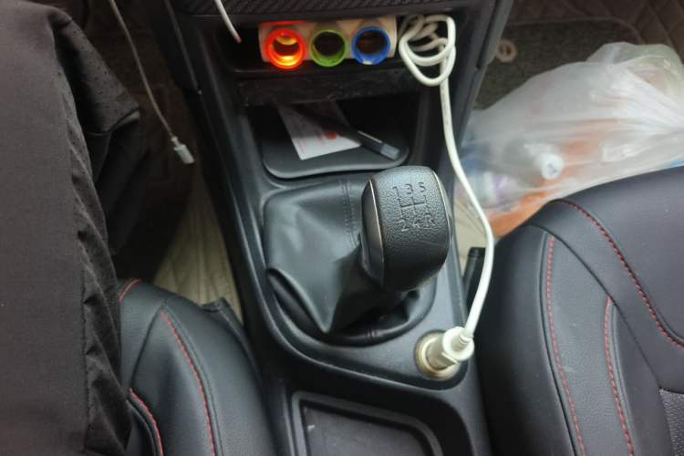 Used Peugeot 308 2014 Enjoy Edition Classic 1.6L Manual YouShang Model Gear Lever
